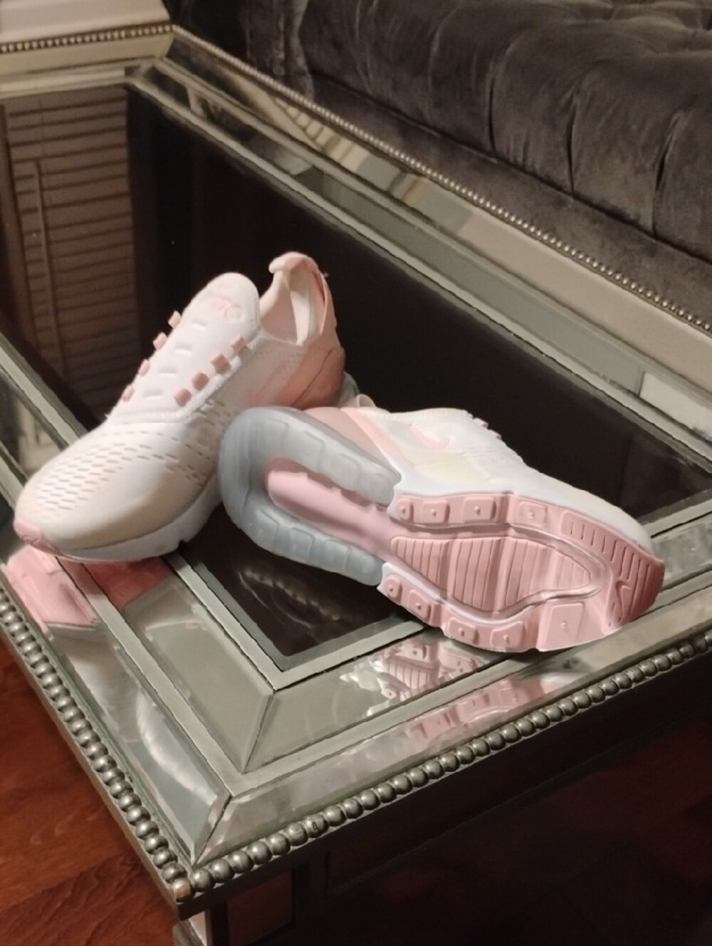 Nike Women Air Max 270 Slip-On Sneakers - White & Pink - Picture 3 of 5